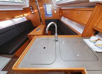 Alquilar velero en ACI Marina Vodice - Bavaria Cruiser 33