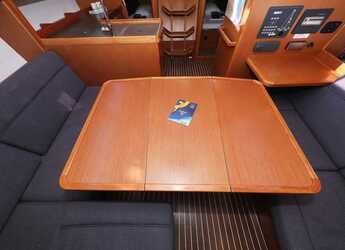 Louer voilier à Sangulin Marina - Bavaria Cruiser 37 - 3 cab.