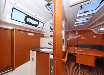 Louer voilier à Sangulin Marina - Bavaria Cruiser 37 - 3 cab.