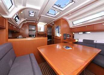 Louer voilier à Sangulin Marina - Bavaria Cruiser 37 - 3 cab.