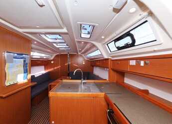 Louer voilier à Sangulin Marina - Bavaria Cruiser 37 - 3 cab.