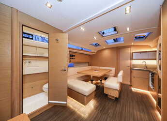 Alquilar velero en SCT Marina Trogir - Dufour 470 - 5 cab.