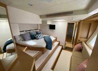 Alquilar catamarán en Club Naútico de Sant Antoni de Pormany - Serenity 64 LUXE