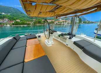 Rent a catamaran in Marina Skiathos  - Lagoon 52[G]
