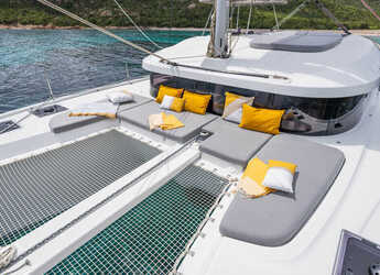 Rent a catamaran in Port Tino Rossi - Lagoon 38 3 CAB