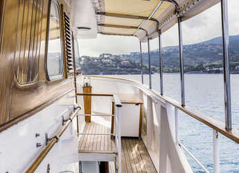 Louer yacht à Porto Davide - Pacific Class 85