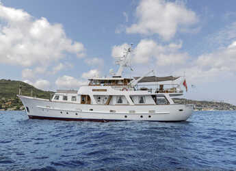 Louer yacht à Porto Davide - Pacific Class 85