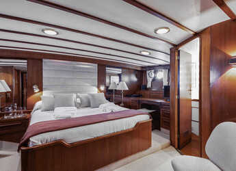 Louer yacht à Porto Davide - Pacific Class 85