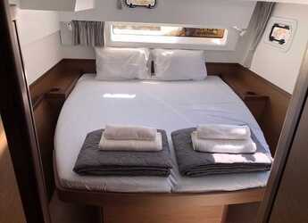 Alquilar catamarán en Alimos Marina - Lagoon 42