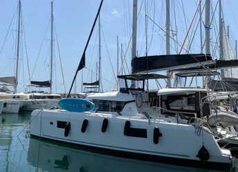 Alquilar catamarán en Alimos Marina - Lagoon 42