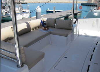 Louer catamaran à Porto Capo d'Orlando Marina - Bali 4.3 - 4 + 2 cab.