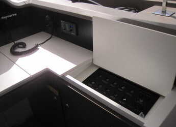 Louer catamaran à Porto Capo d'Orlando Marina - Bali 4.3 - 4 + 2 cab.