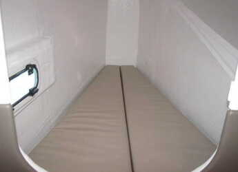 Louer catamaran à Porto Capo d'Orlando Marina - Bali 4.3 - 4 + 2 cab.