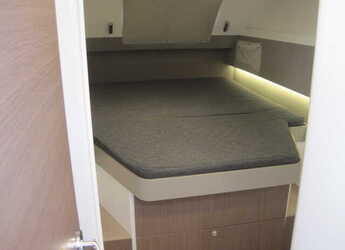 Louer catamaran à Porto Capo d'Orlando Marina - Bali 4.3 - 4 + 2 cab.