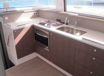 Louer catamaran à Porto Capo d'Orlando Marina - Bali 4.3 - 4 + 2 cab.