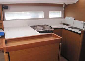 Alquilar velero en Porto Capo d'Orlando Marina - Sun Odyssey 440 - 4 cab.