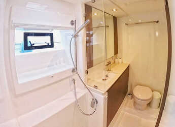 Chartern Sie katamaran in Marina Sukosan (D-Marin Dalmacija) - Leopard 50 - 5 + 1 cab