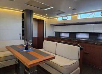 Alquilar velero en Marina Kastela - Oceanis 62