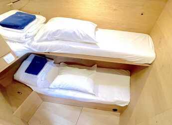 Rent a sailboat in Marine Pirovac - Elan Impression 45