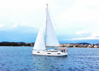 Rent a sailboat in Marine Pirovac - Elan Impression 45