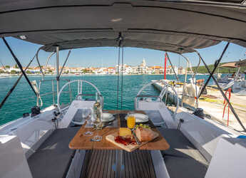 Alquilar velero en Marina Betina - Elan E4