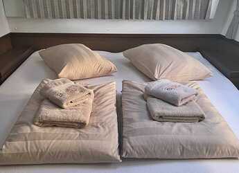 Alquilar catamarán en Marina Frapa - Lagoon 42 - 4 + 2 cab.