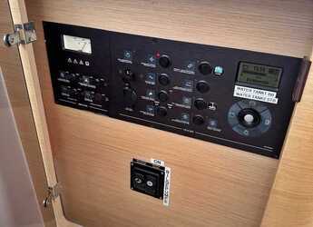 Alquilar catamarán en Marina Frapa - Lagoon 421 - 3 cab.