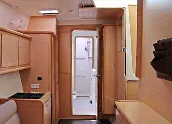 Alquilar catamarán en Marina Frapa - Lagoon 421 - 3 cab.