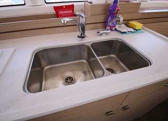 Alquilar catamarán en Marina Frapa - Lagoon 43 - 3 + 2 cab.