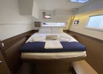 Louer catamaran à Cala dei Sardi - Lagoon 42