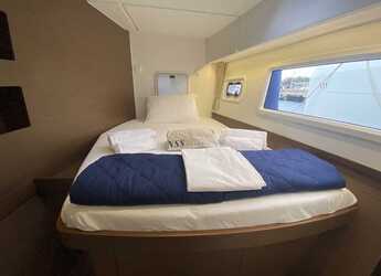 Louer catamaran à Cala dei Sardi - Lagoon 42