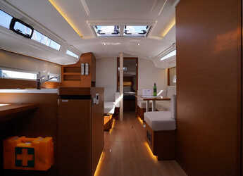 Alquilar velero en Rhodes Marina - Sun Odyssey 410