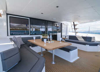 Alquilar catamarán en Alimos Marina - Dufour Catamaran 48