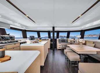 Alquilar catamarán en Puerto deportivo de Charles Ornano - Alegria 67