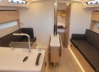 Chartern Sie segelboot in Marina Cala de Medici - Hanse 360 - 3 cabine - 2 bagni