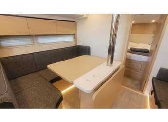 Chartern Sie segelboot in Marina Cala de Medici - Hanse 360 - 3 cabine - 2 bagni