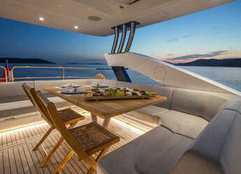 Louer yacht à Marina Baotić - Sunseeker 75