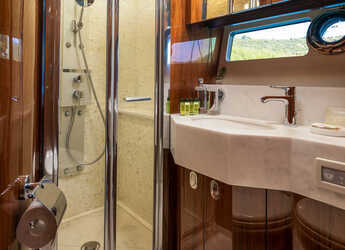 Louer yacht à Marina Baotić - Sunseeker 75