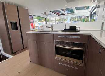 Alquilar catamarán en Marina Le Marin - Bali 4.6 Nadir