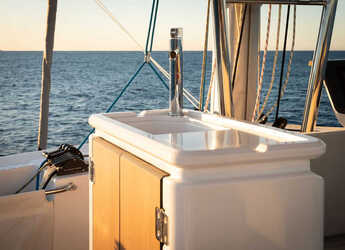 Alquilar catamarán en Marina Le Marin - Bali 5.8