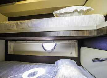 Alquilar yate en Trogir (ACI marina) - Azimut 66