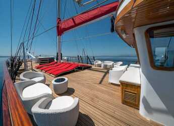 Chartern Sie motorboot in Matejuska port - Barbara