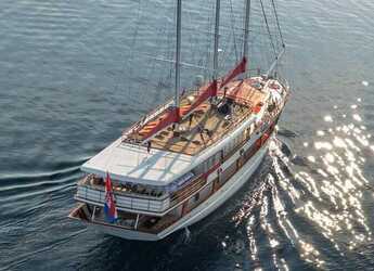 Chartern Sie motorboot in Matejuska port - Barbara