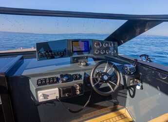 Louer bateau à moteur à Split (ACI Marina) - Colnago 35