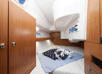 Chartern Sie segelboot in Punat - Bavaria Cruiser 33