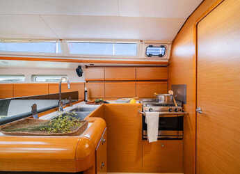 Alquilar velero en Lavrion Marina - Sun Odyssey 439