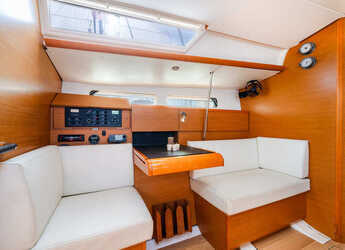 Alquilar velero en Lavrion Marina - Sun Odyssey 439