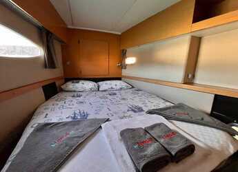 Chartern Sie katamaran in Ece Marina - Helia 44