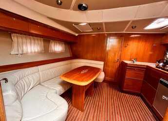 Alquilar lancha en Ece Marina - Bavaria 37 Sport