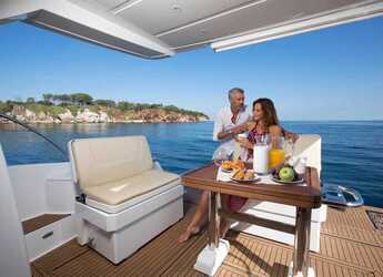 Louer bateau à moteur à Marina Lav - Bavaria Virtess 420 Fly